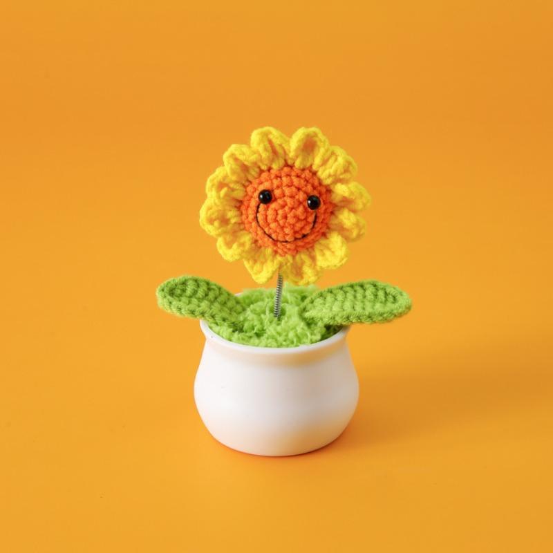 Handmade Mini Crochet Sunflower Potted Plant, 1 Count Artificial Potted Sunflower Decorative Flower, Desktop Decorative Ornaments for Home and Office