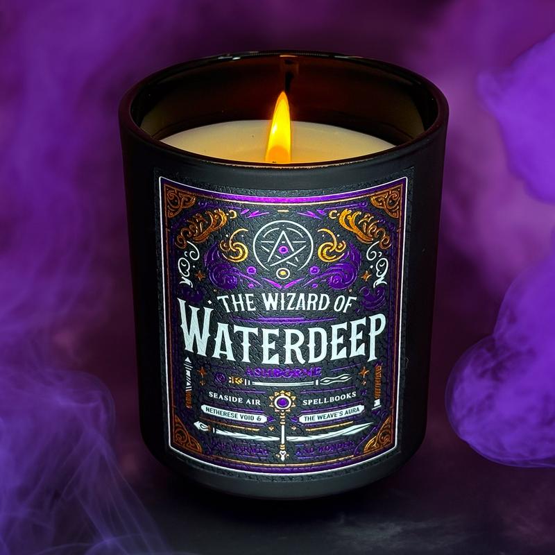 The Wizard of Waterdeep - 8oz Scented Candle - Seaside Air, Spellbooks, Enchanted Oak, Lavender - Natural Coconut Wax - 35 h Burn Time - Premium Foil Label - Gaming Aroma Decor