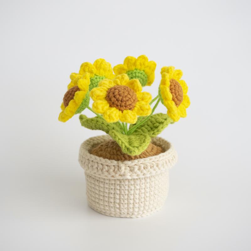 Crochet sunflower decor, handmade sunflower decor, sunflower decor, sunflower home decor, sunflower desk decor, amigurumi sunflower decor