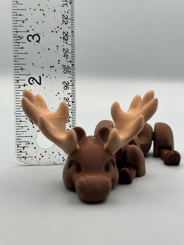 3D Printed Moose Figurine Decor - High-Quality Material, Realistic Appearance - Ornaments