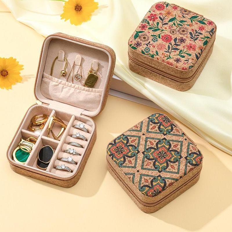 Vintage Floral Fish Pattern Jewelry Storage Box, 1 Count Jewelry Organizer, Travel Jewelry Case, Jewelry Box for Earrings Rings Necklaces Bracelets