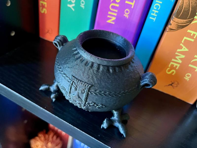 Black Fae Cauldron Bookshelf Decor - Sentient Magical Artifact Figure - 3D Printed Bookish Decor