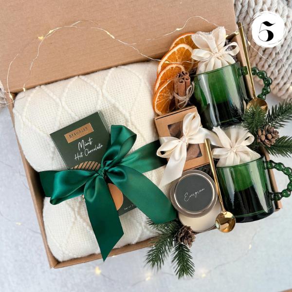 Christmas Gift Box for Couples | Unique Holiday Gift Set | Personalized Christmas Gift for Friends | Husband and Wife Christmas Gift | Thoughtful Festive Present