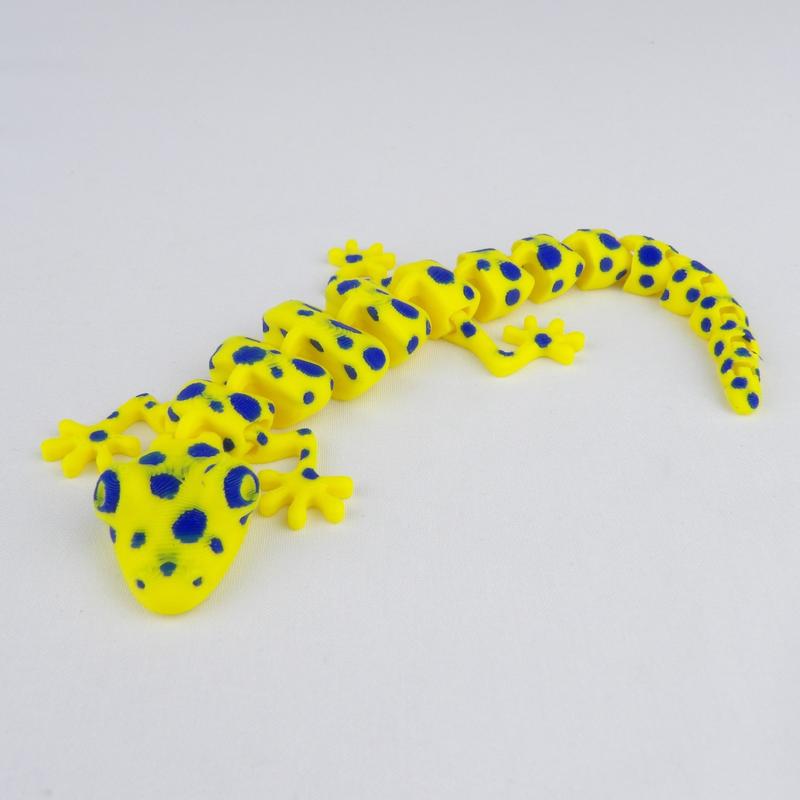 3D Printed Articulated Lizard - Spotted & Custom Color options available!