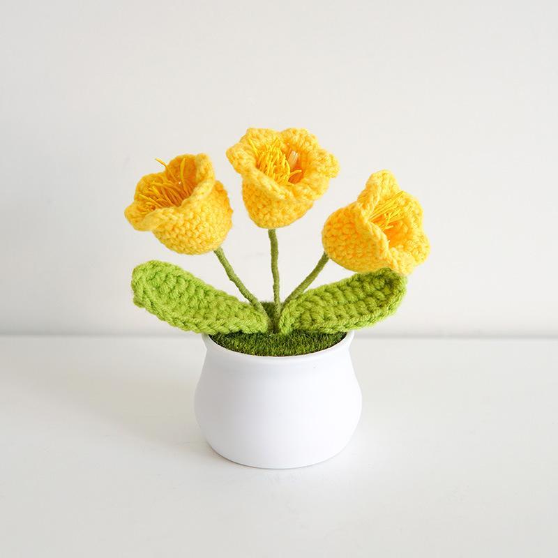 Artificial Flower Potted Plant, Handmade Crochet Lily Of The Valley Potted Plant, Summer Gifts Decorative Plant for Home Living Room Bedroom Dining Room