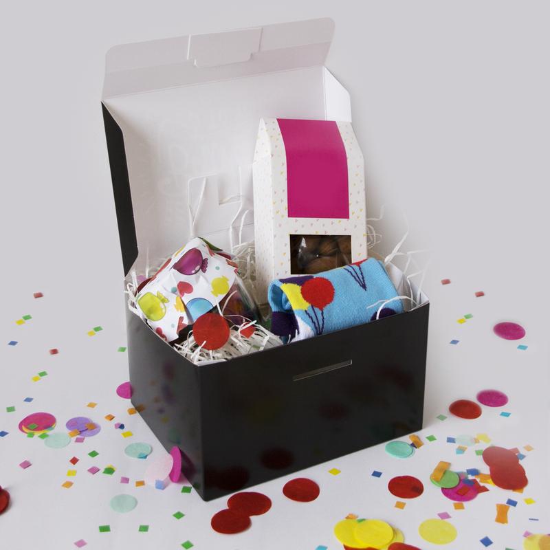 FETTIPOP Surprise Exploding Confetti Gift Box - Happy Birthday