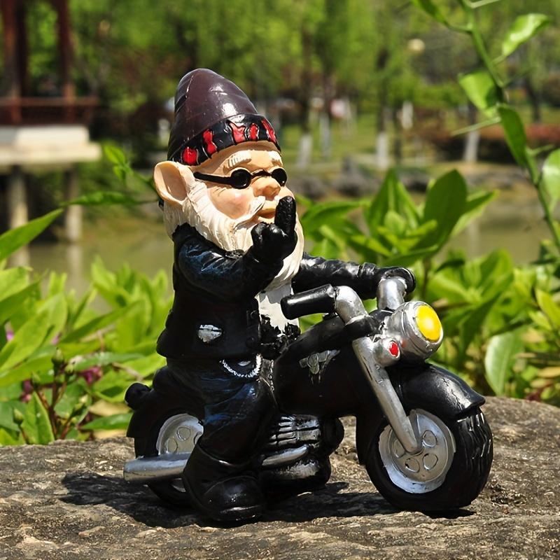 Creative Gnome Riding Motorcycle Figurine (1 Count), Resin Ornament, Desktop Decoration for Home Office Garden