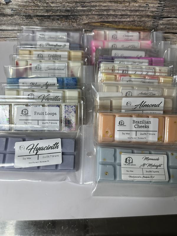 Snap Bar Wax Melts - 2 oz Clamshells, 19 Scents Available, 100% Soy Wax, Smokeless and Long Lasting