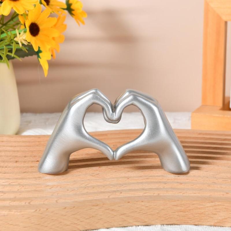 Hand Shaped Resin Ornament, 1 Count Modern Heart Shaped Statue, Home Decor for Living Room, Bookshelf, Desktop, Wedding, Party