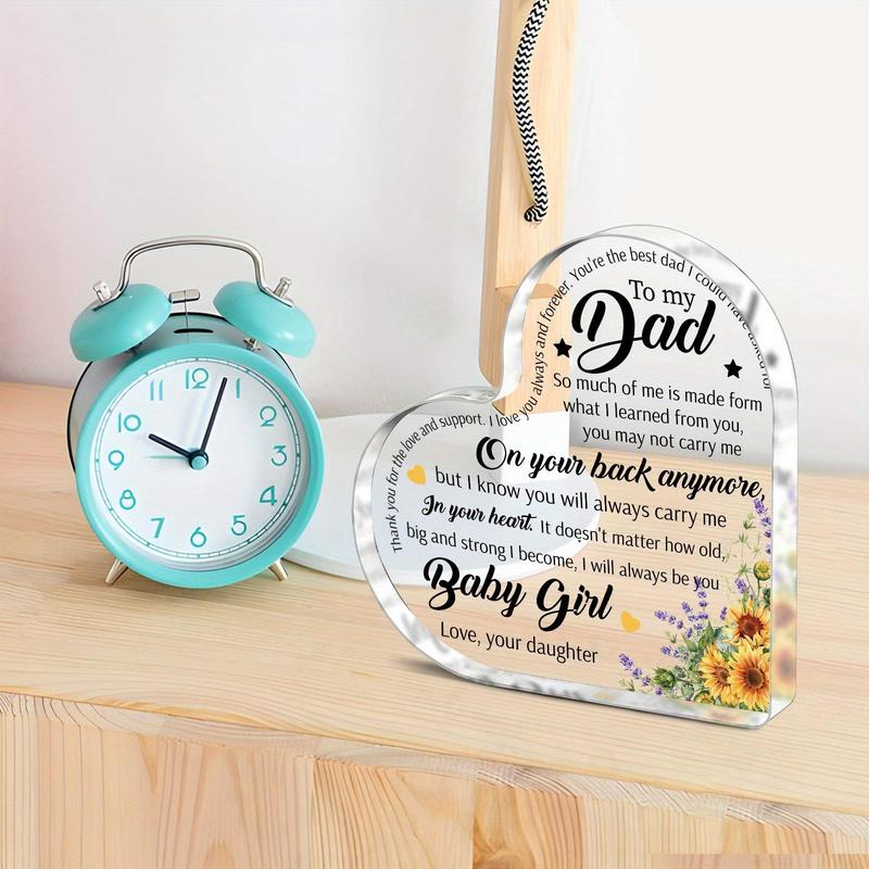 Heart Shaped Acrylic Plaque, 1 Count Delightful Letters & Flowers Pattern Desk Decoration for Dad, Birthday Christmas Gift