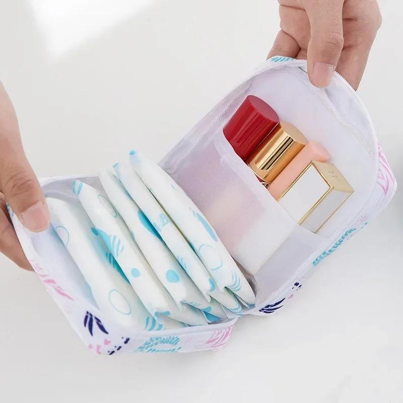 Cute Large Capacity Sanitary Napkin Storage Bags Cartoon Rabbit Bear Girls Physiological Period Tampon Organiser Bag Mini Bag