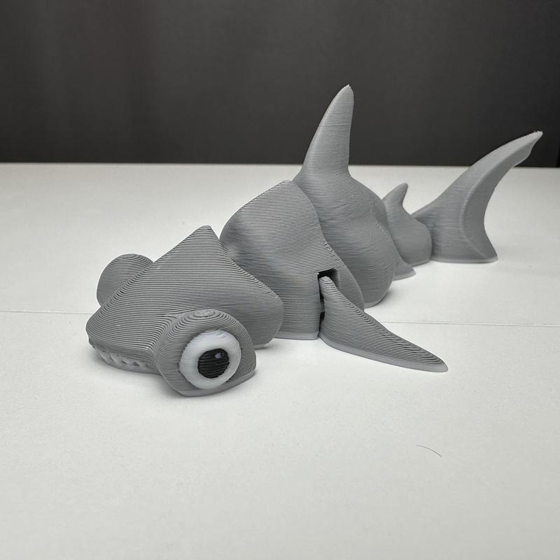 3D Printed Hammerhead Shark for Desk Decoration - Multi-color PLA Filament, Articulated Design