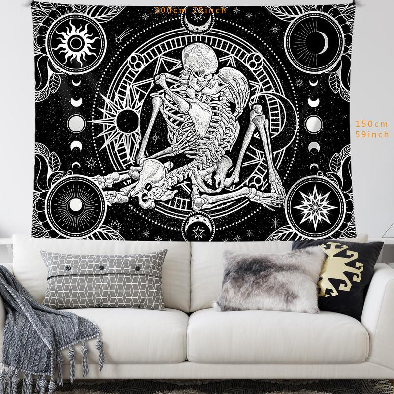 Skeleton Couple Pattern Tapestry, 1 Count Gothic Wall Decoration, Moon Tapestry, Wall Decor Hanging Tapestry for Home Living Room Bedroom