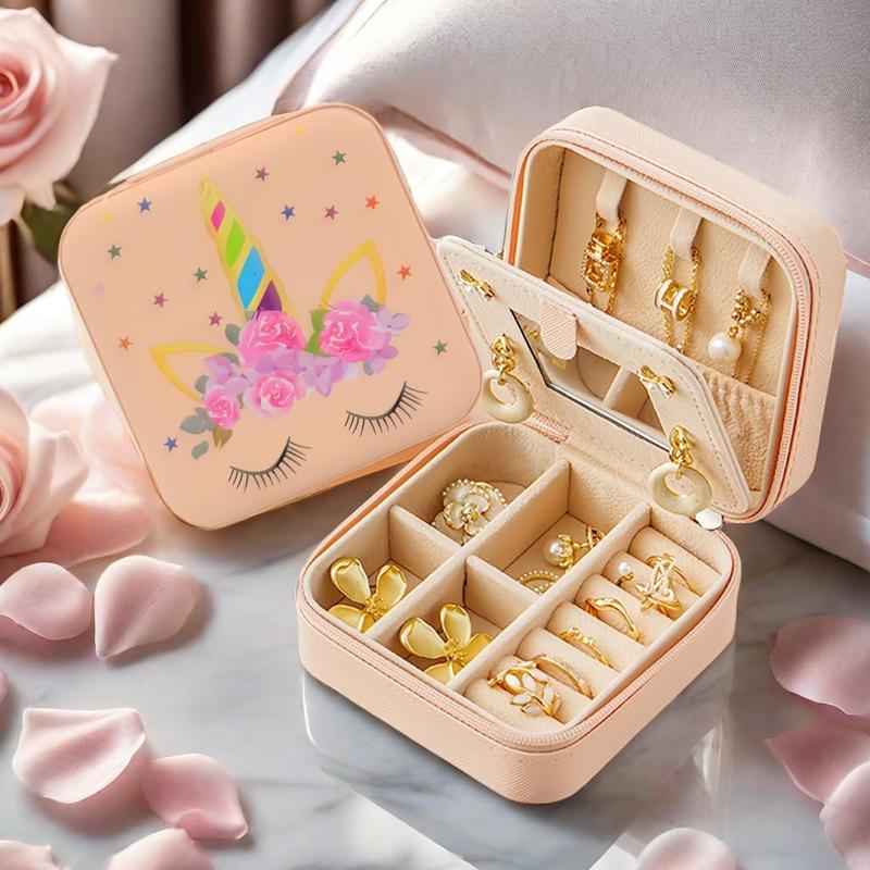 LEDAOU's petite and enchanting jewelry box for women also serves as a travel jewelry organizer for girls. Made of multifunctional and waterproof PU leather. Equipped with pockets and hooks to hold a large quantity. Ideal for girls.