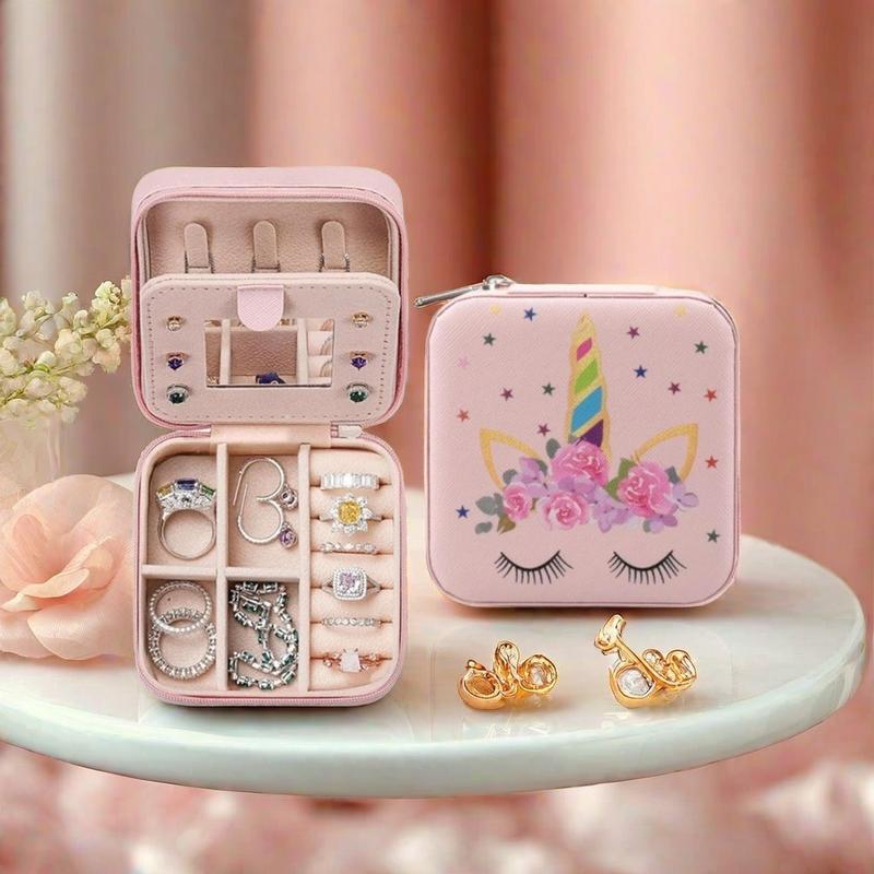 LEDAOU's petite and enchanting jewelry box for women also serves as a travel jewelry organizer for girls. Made of multifunctional and waterproof PU leather. Equipped with pockets and hooks to hold a large quantity. Ideal for girls.