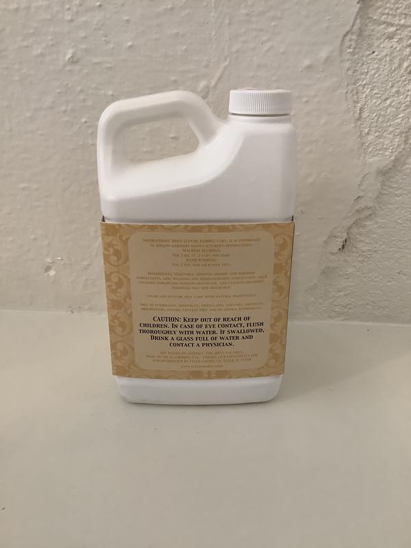 Tyler Company 32oz Fleur De Lis Glamorous Wash Fine Laundry Detergent