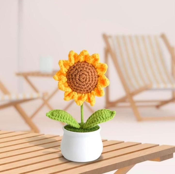 Crochet Sunflower Potted Plant Handmade Artificial Flowers Mini Sunflower Potted Plant Decoration Suitable for Car Dashboard Office