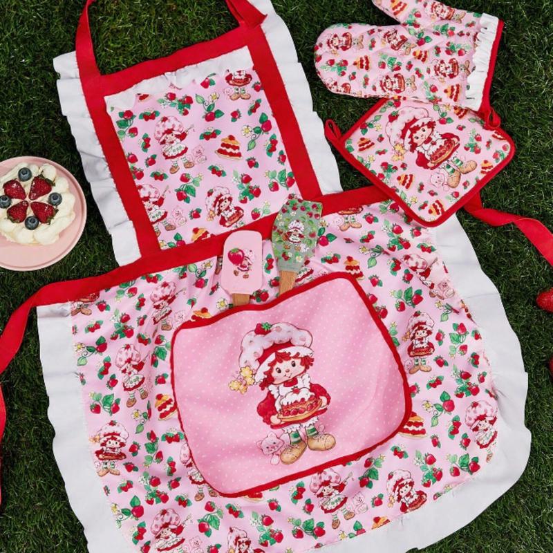 Strawberry Shortcake Cute Cartoon Character & Strawberry Pattern Contrast Ruffle Trim Apron,Kitchen,Bathroom,Home,Household Suppliers