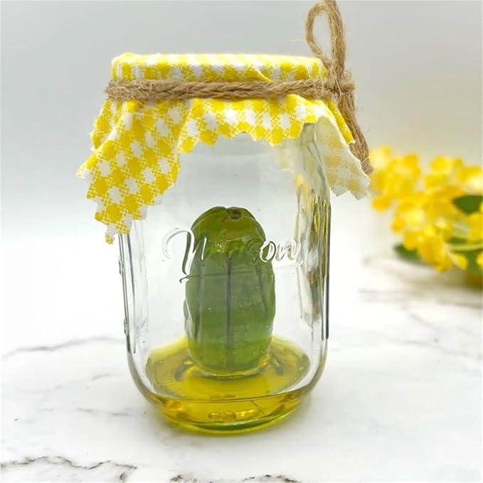 Grumpy Pickle in a Jar Sculpture, Miniature Glass Screaming Pickle in a Jar, Cute Emotional Support Pickle in a Jar Decoration Gift for Pickle Lovers (Grumpy Pickle)