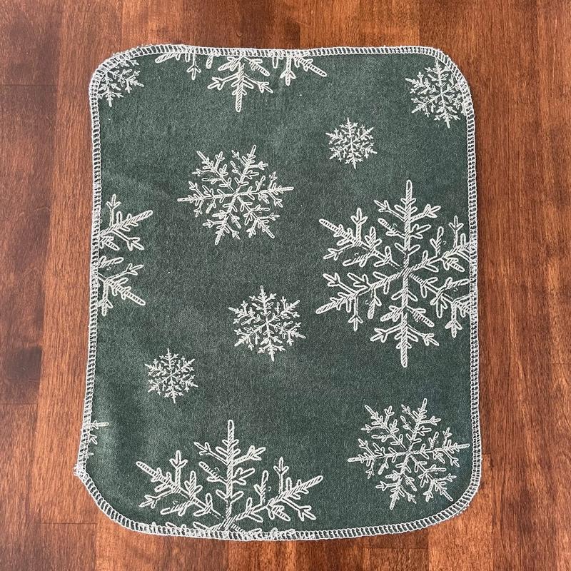 Snowflake 6 Pack - Eco-Friendly Kitchen Paper Towel Replacement - Cotton Flannel