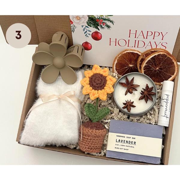 Holiday Gift Box | Christmas Gift for Her | Christmas Gift Idea | Sending a Hug | Hygge Gift | Gifts for Her for Any Occasion