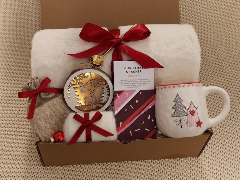 Winter Gift Box, Christmas gift, Holiday Gift box for women, Gift Idea, Gift box for women, Holiday Gift, Birthday Gift, Anniversary Gift