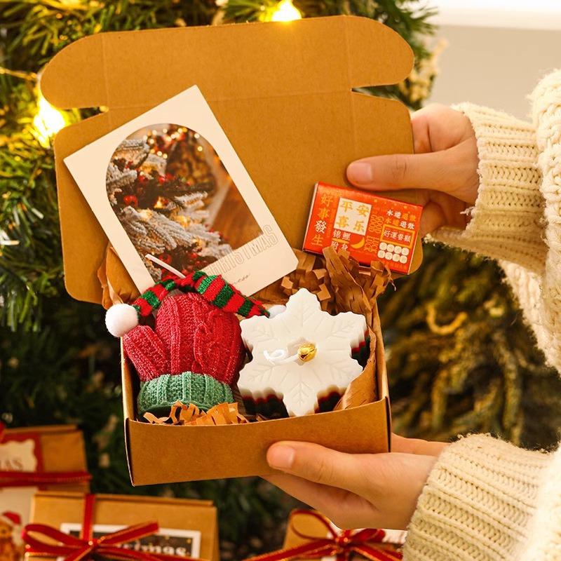 2024 New Christmas Gift for Friends Aromatherapy Candle Suit Gift Box with Hand Gift Christmas Gift Decoration Ornaments Freshener