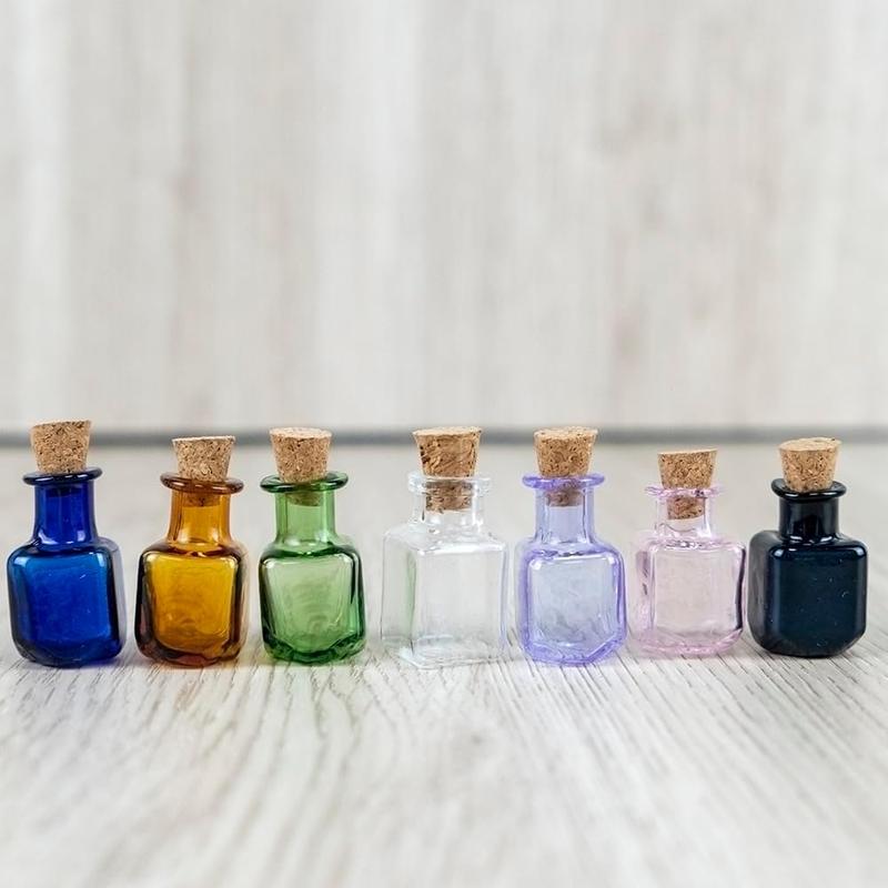 2ml Mini Rectangle Glass Color Bottles With Cork Colored Glass Bottles with Cork Stoppers Mix 7 Colors